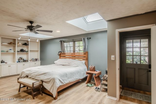 215 Lynwood Circle, Long Beach, MS 39560