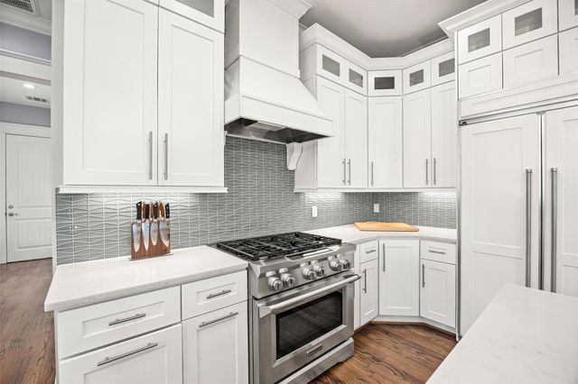 7 Mariner Pass, Galveston, TX 77554