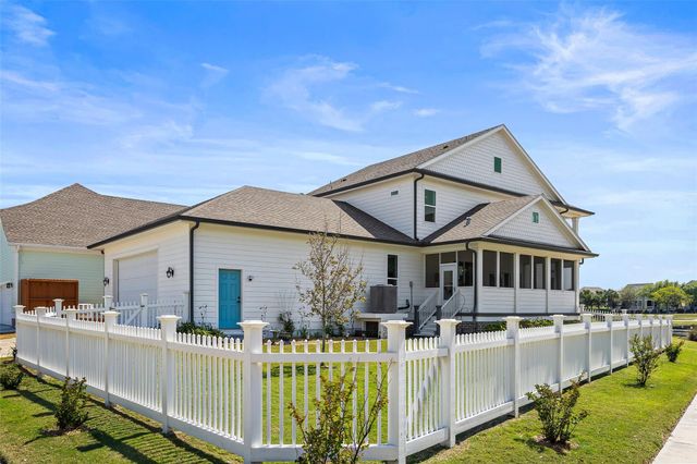 7 Mariner Pass, Galveston, TX 77554