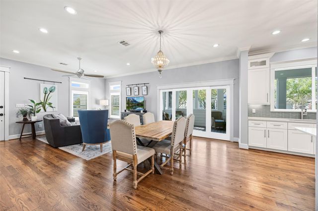7 Mariner Pass, Galveston, TX 77554