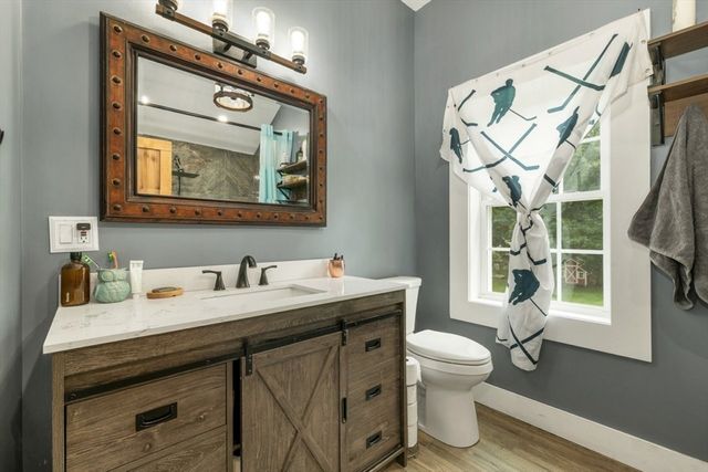3 Forest St, Wilmington, MA 01887