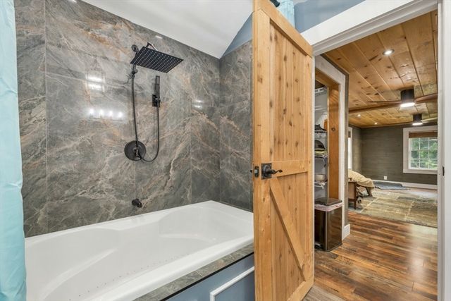 3 Forest St, Wilmington, MA 01887