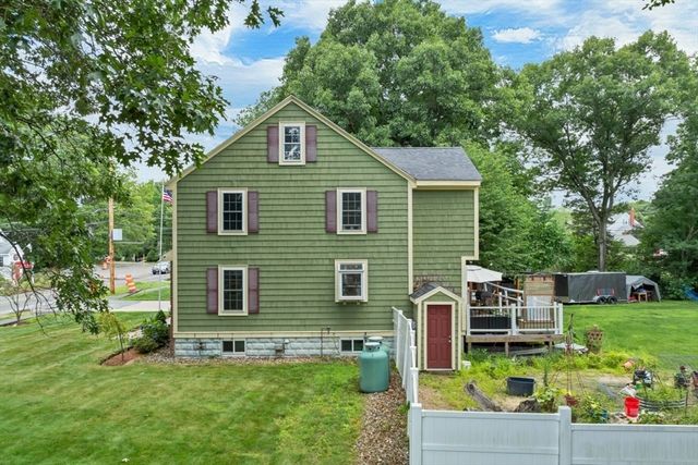 3 Forest St, Wilmington, MA 01887