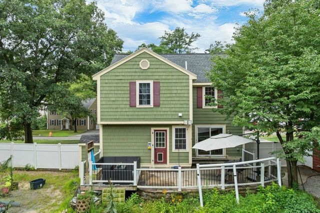 3 Forest St, Wilmington, MA 01887