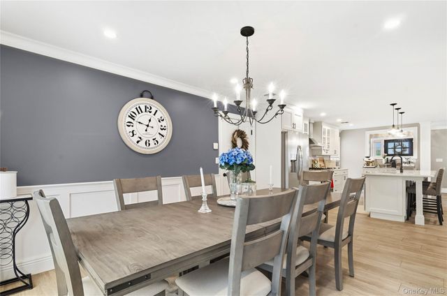 41 Weidner Avenue, Oceanside, NY 11572