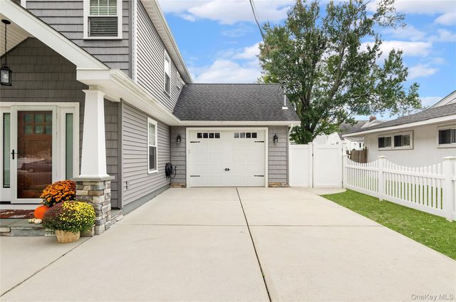 41 Weidner Avenue, Oceanside, NY 11572