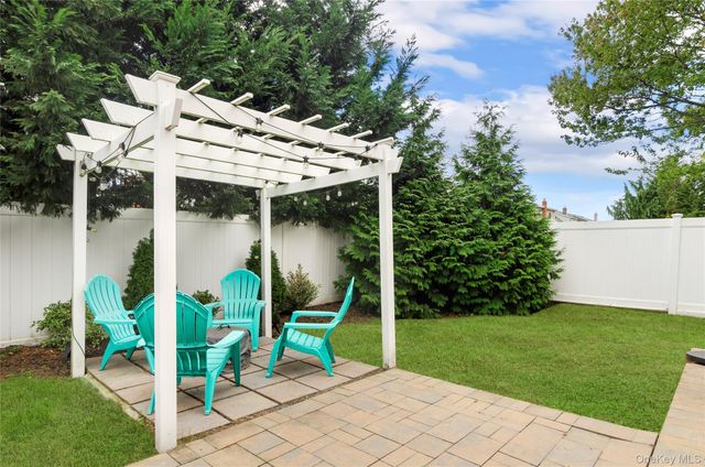 41 Weidner Avenue, Oceanside, NY 11572