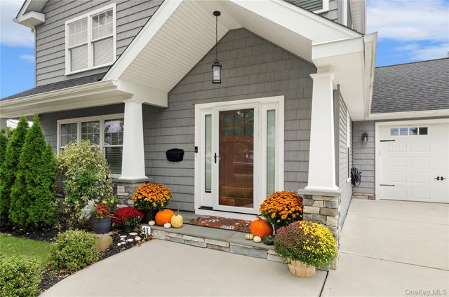 41 Weidner Avenue, Oceanside, NY 11572