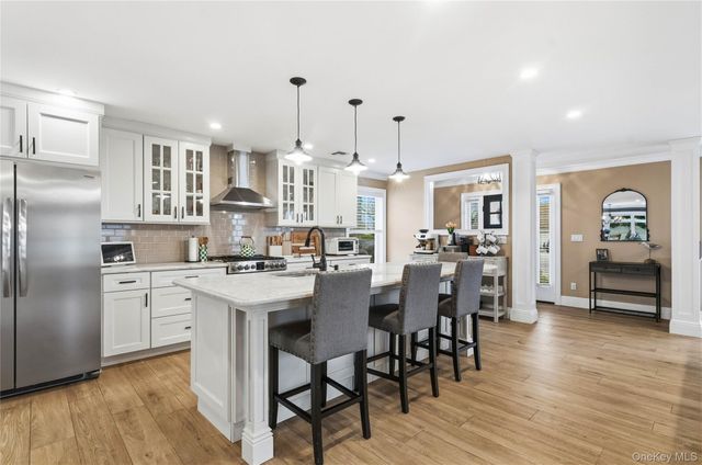 41 Weidner Avenue, Oceanside, NY 11572