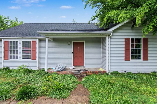 230 Jim Thorpe Dr, Clarksville, TN 37042