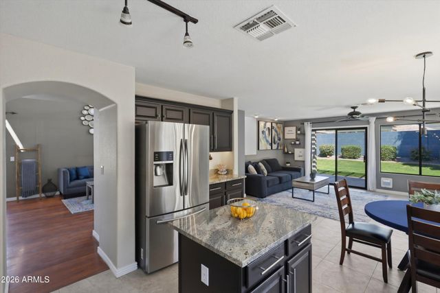 3326 E HONONEGH Drive, Phoenix, AZ 85050