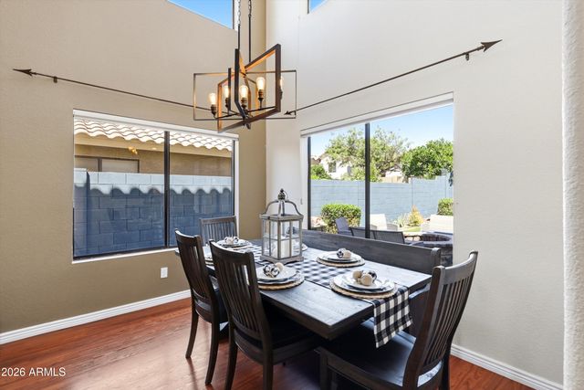 3326 E HONONEGH Drive, Phoenix, AZ 85050