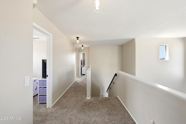 3326 E HONONEGH Drive, Phoenix, AZ 85050