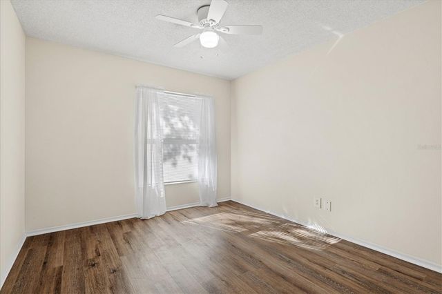 11203 2ND AVENUE E, Bradenton, FL 34212