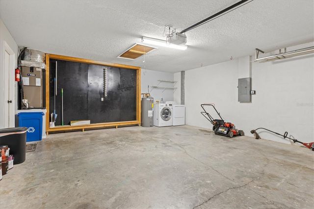 11203 2ND AVENUE E, Bradenton, FL 34212