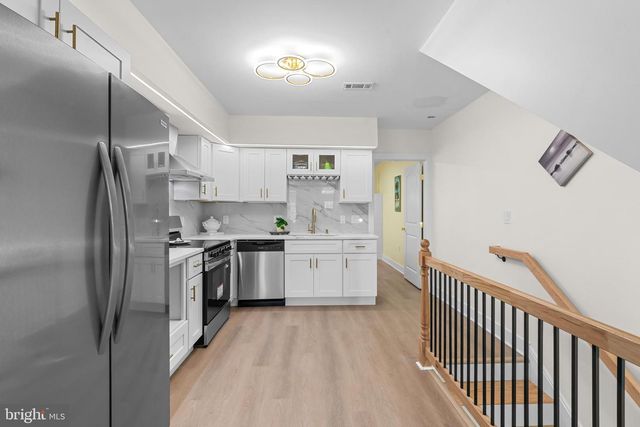 1008 E BIDDLE ST, Baltimore, MD 21202