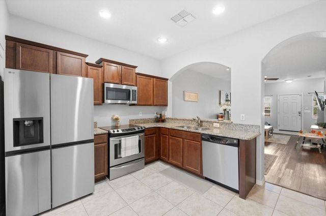 4187 SHADE TREE LANE, Lakeland, FL 33812