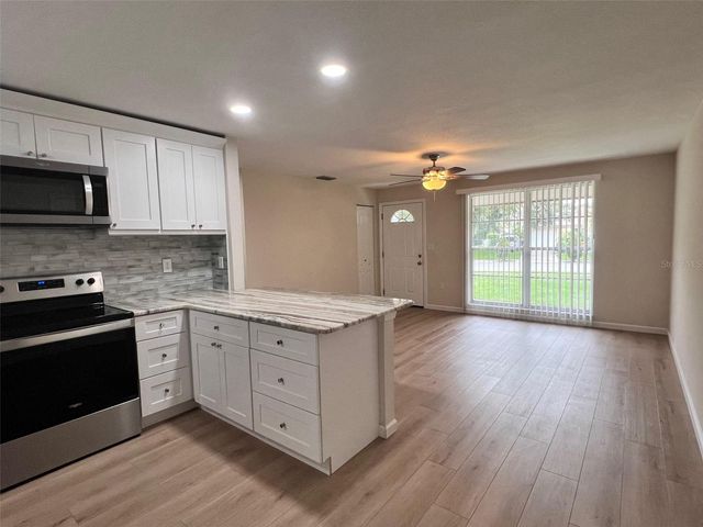 7020 WENTWORTH WAY, New Port Richey, FL 34655