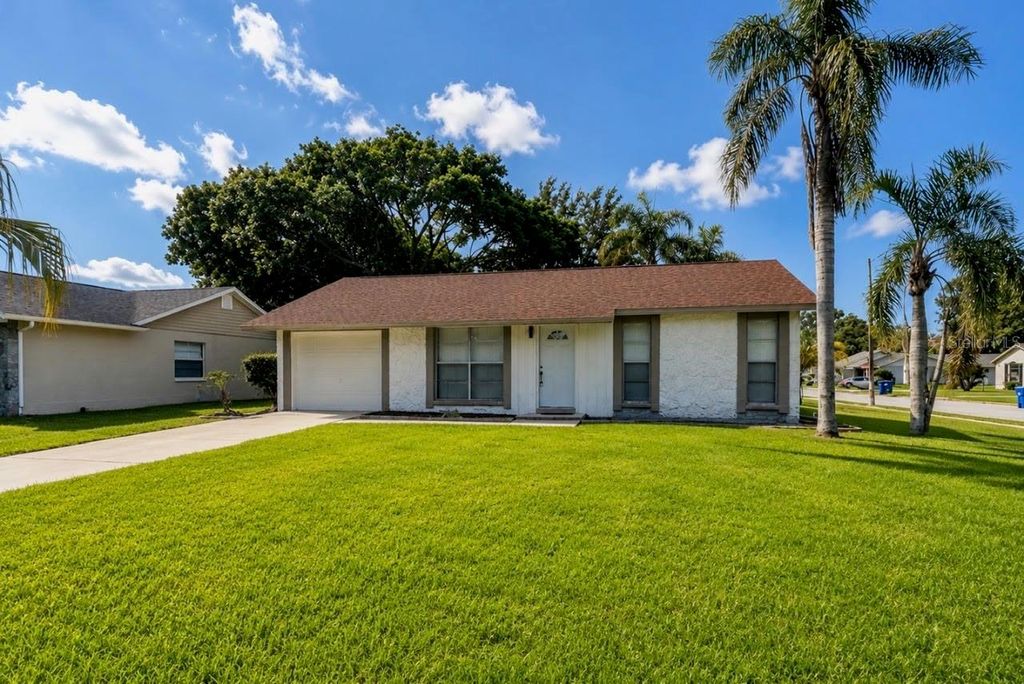 7020 WENTWORTH WAY, New Port Richey, FL 34655