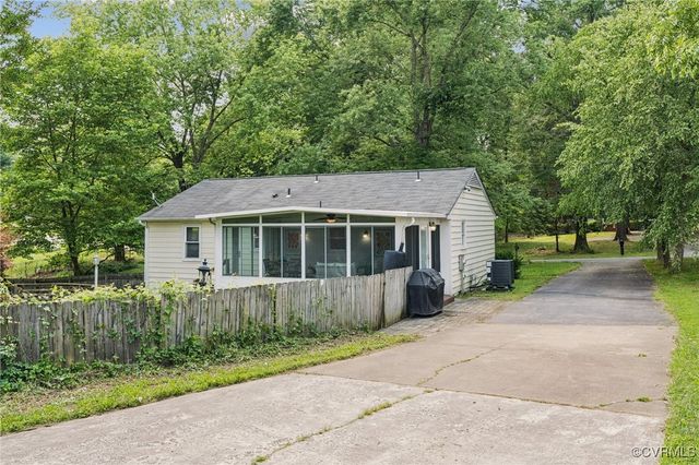 207 Barker Ave, Henrico, VA 23223