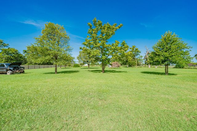 19824 STATE HIGHWAY 274, Kemp, TX 75143