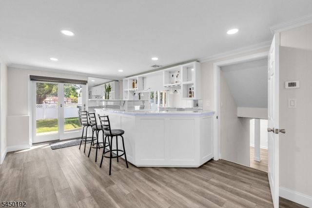 4 Boyd Ave, Fair Lawn Boro, NJ 07410