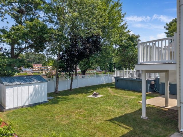 4 Boyd Ave, Fair Lawn Boro, NJ 07410
