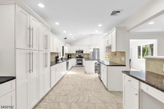 4 Boyd Ave, Fair Lawn Boro, NJ 07410