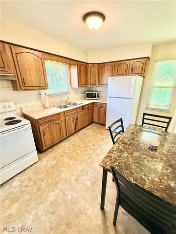 314 Bantam Ridge Road, Wintersville, OH 43953