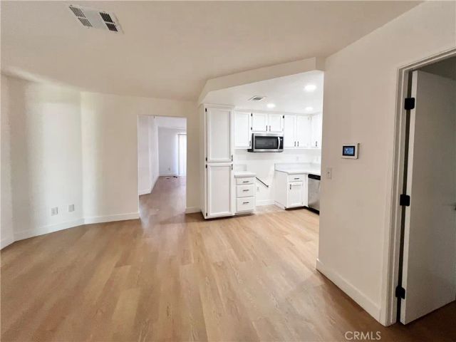 44333 Albeck, Lancaster, CA 93536