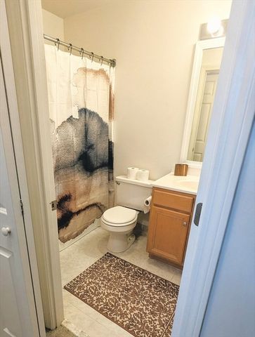 200 Market St 3504, Lowell, MA 01852