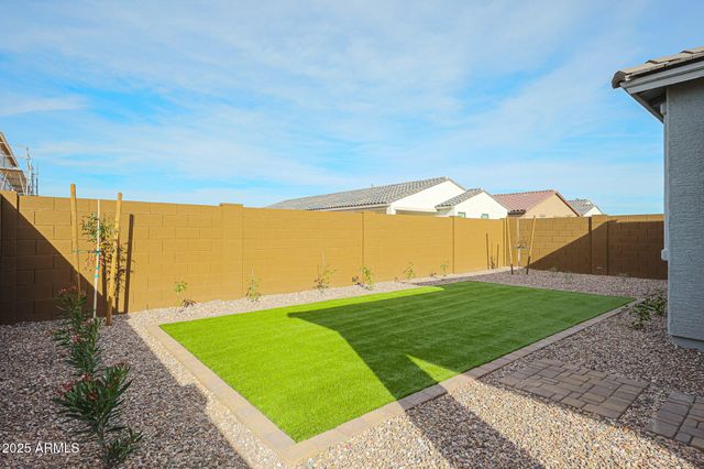 8726 W PASADENA Avenue, Glendale, AZ 85305