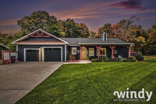 4958 Forest Park Avenue, Watervliet, MI 49098