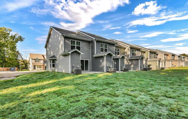 147 Quarry Point Dr, Clarksville, TN 37043