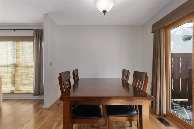 9614 NE CHERRY Court, Kansas City, MO 64155