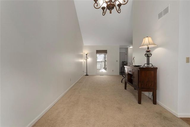 9614 NE CHERRY Court, Kansas City, MO 64155