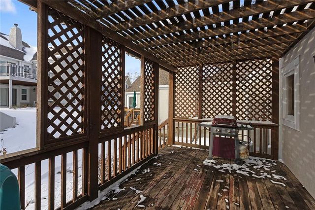 9614 NE CHERRY Court, Kansas City, MO 64155