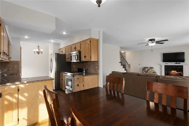 9614 NE CHERRY Court, Kansas City, MO 64155