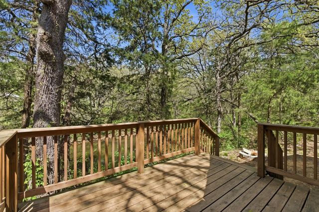 105 Lazy Ike Lane, Pottsboro, TX 75076