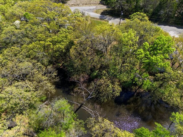 105 Lazy Ike Lane, Pottsboro, TX 75076