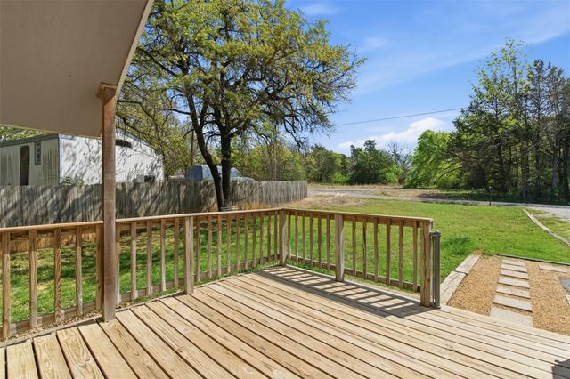 105 Lazy Ike Lane, Pottsboro, TX 75076
