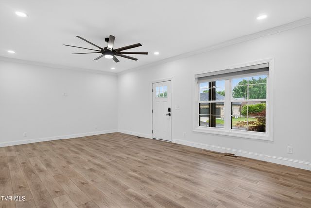 12119 Lasalle Court, Glade Spring, VA 24340