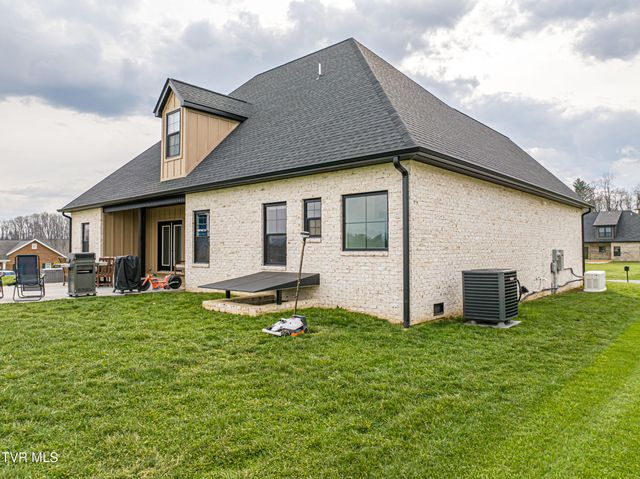 12119 Lasalle Court, Glade Spring, VA 24340