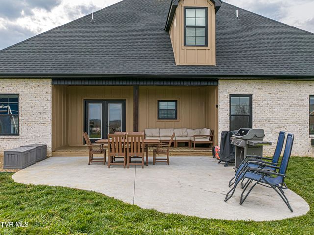 12119 Lasalle Court, Glade Spring, VA 24340