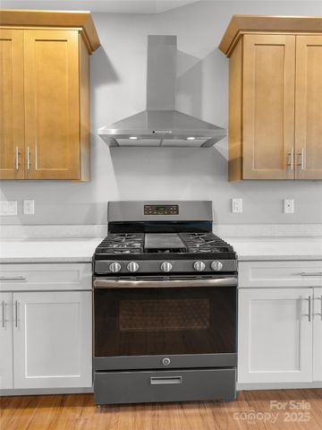 2637 Bowden Lane, Hendersonville, NC 28792