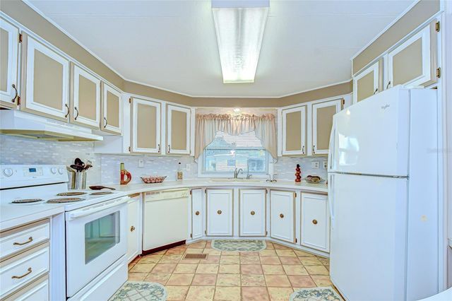 34915 ADAM AVENUE, Zephyrhills, FL 33541