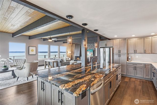 514 39th Street NW, Marysville, WA 98271