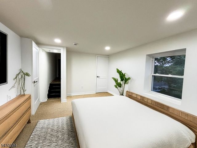 438 Lawrence St, Burlington City, NJ 08016