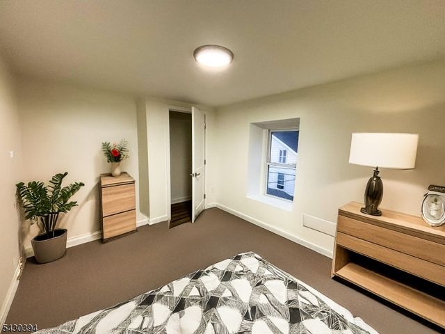 438 Lawrence St, Burlington City, NJ 08016