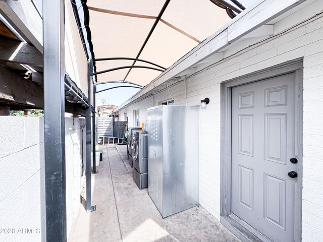 1950 E YALE Street, Phoenix, AZ 85006